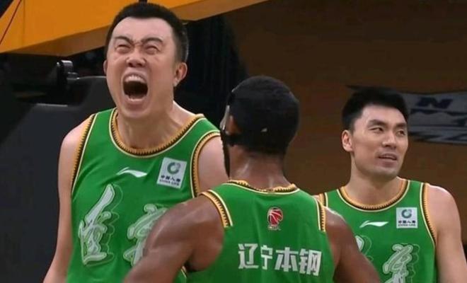 安博体育-包含辽宁队实力强劲，夺得豪华奖杯的词条